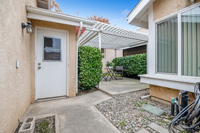 1924 S Cain Street, Visalia, CA 93292