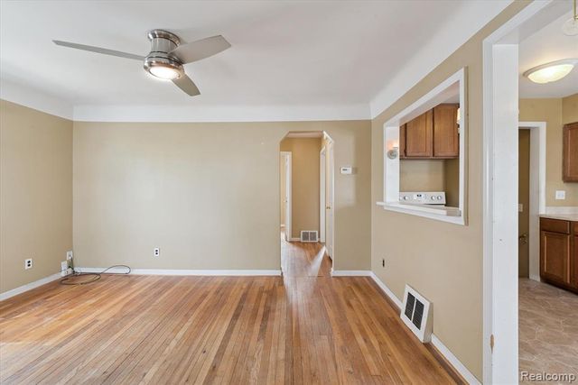 2083 11th Street, Wyandotte, MI 48192