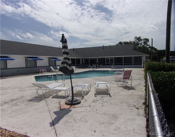 10494 S Drew Bryant Circle, Floral City, FL 34436