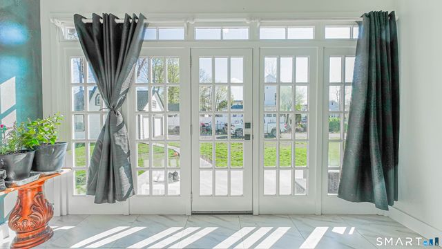 1210 Laurel Avenue, Bridgeport, CT 06604