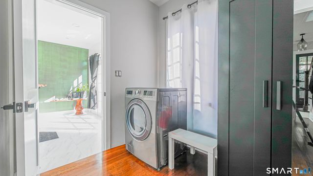 1210 Laurel Avenue, Bridgeport, CT 06604