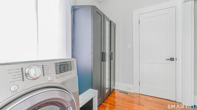 1210 Laurel Avenue, Bridgeport, CT 06604