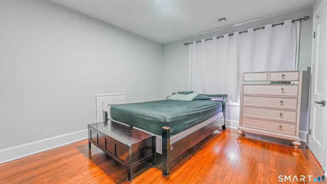 1210 Laurel Avenue, Bridgeport, CT 06604