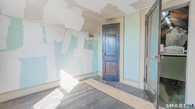 1210 Laurel Avenue, Bridgeport, CT 06604