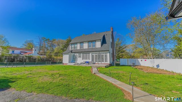 1210 Laurel Avenue, Bridgeport, CT 06604