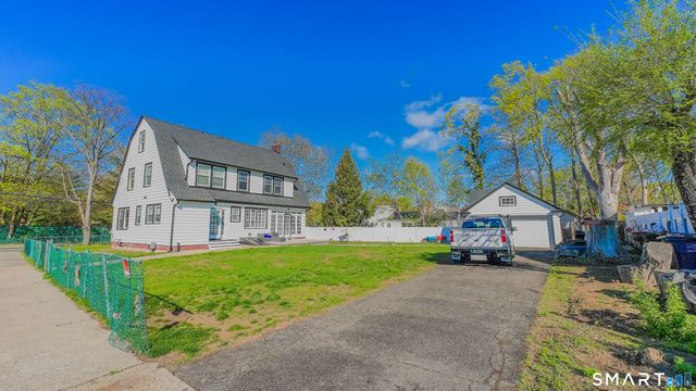 1210 Laurel Avenue, Bridgeport, CT 06604