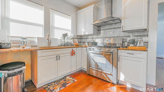 1210 Laurel Avenue, Bridgeport, CT 06604