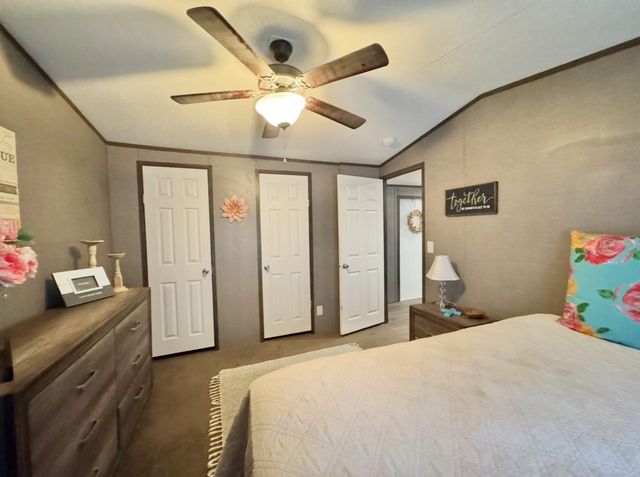 1575 County Road B RD, Lexington, TX 78947