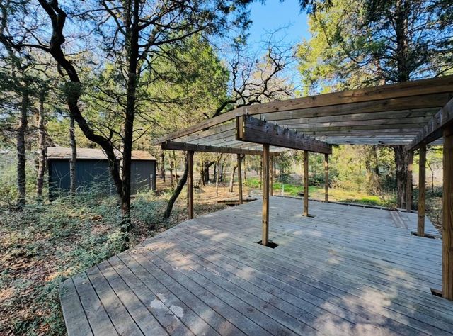 1575 County Road B RD, Lexington, TX 78947