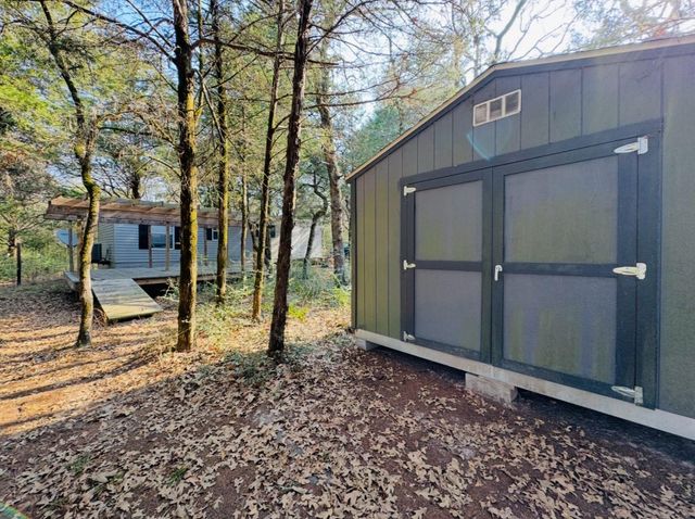 1575 County Road B RD, Lexington, TX 78947