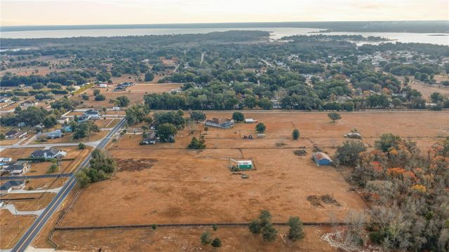 9900 SE SUNSET HARBOR ROAD, Summerfield, FL 34491