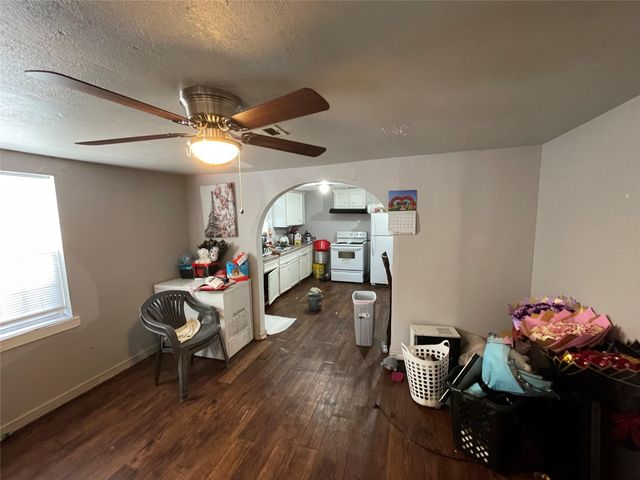 7928 Buchanan Street, Houston, TX 77029