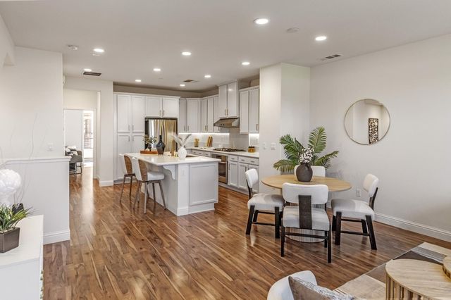 391 Charles Morris Terrace, Sunnyvale, CA 94085