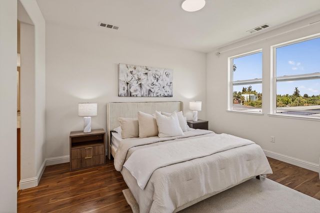 391 Charles Morris Terrace, Sunnyvale, CA 94085