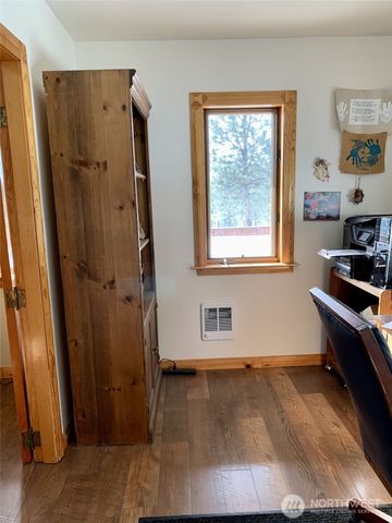 35 Low Ridge Road, Malo, WA 99150