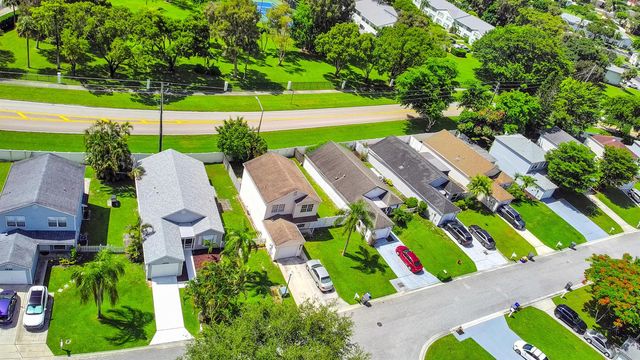 4692 LAKESIDE Circle, West Palm Beach, FL 33417