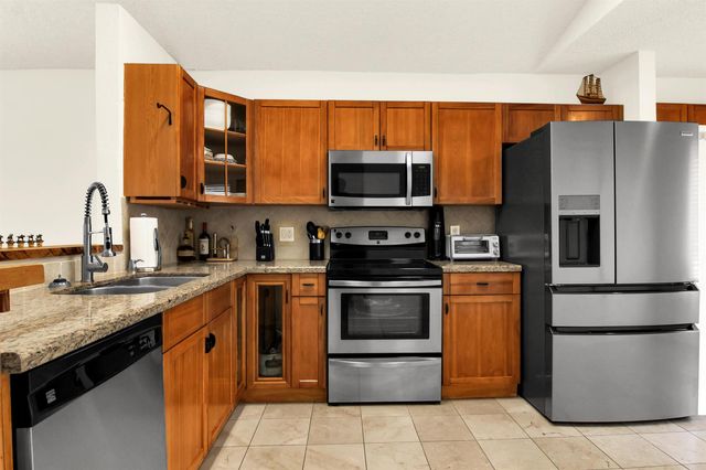 4692 LAKESIDE Circle, West Palm Beach, FL 33417