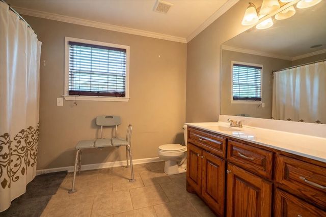 30 Taylor Cir, Ethridge, TN 38456