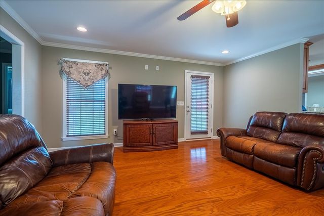 30 Taylor Cir, Ethridge, TN 38456