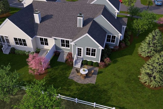 23 Hickory Bend 18-2, Plymouth, MA 02360