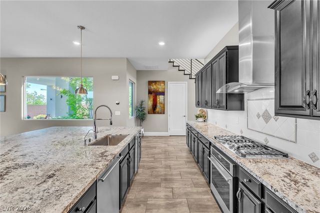 6194 Amber View Street, Las Vegas, NV 89135