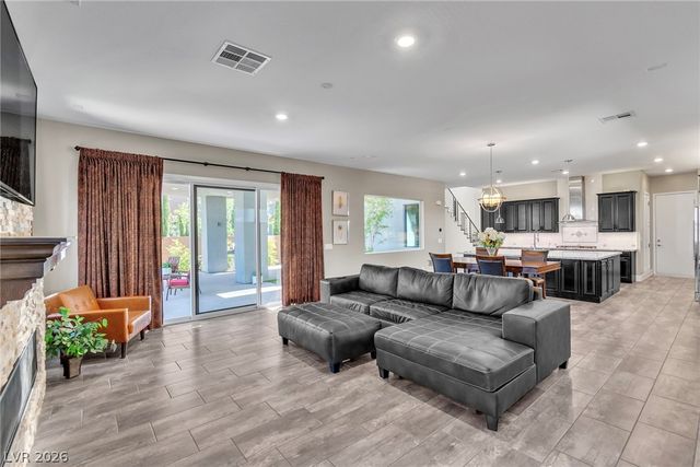 6194 Amber View Street, Las Vegas, NV 89135