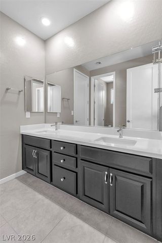 6194 Amber View Street, Las Vegas, NV 89135