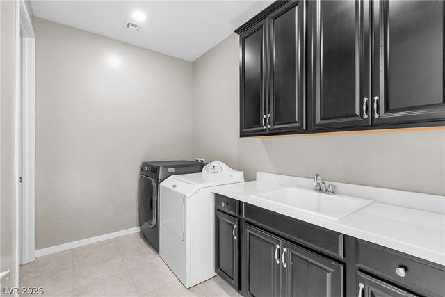 6194 Amber View Street, Las Vegas, NV 89135