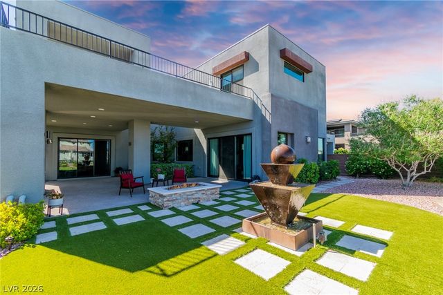 6194 Amber View Street, Las Vegas, NV 89135