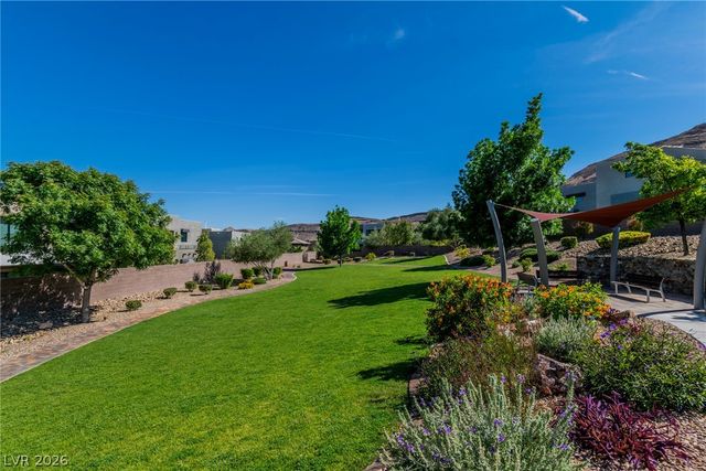 6194 Amber View Street, Las Vegas, NV 89135