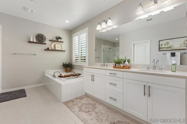 31688 Calle De Las Estrellas, Bonsall, CA 92003