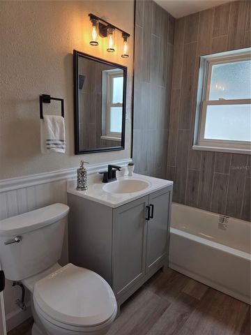 3066 66TH WAY N, St Petersburg, FL 33710