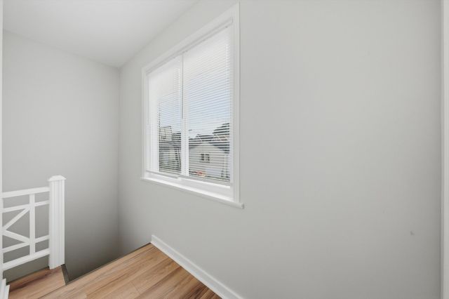 8004 S Richmond Street, Chicago, IL 60652