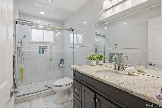 3088 Gloucester Drive, Sterling Heights, MI 48310