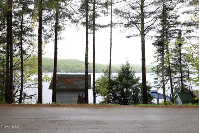 278 Kasson Drive, Caroga Lake, NY 12032