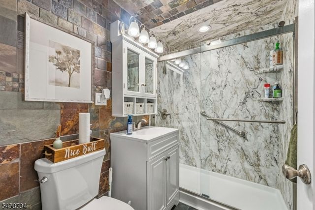 1 Merklin Ave, West Orange Twp., NJ 07052