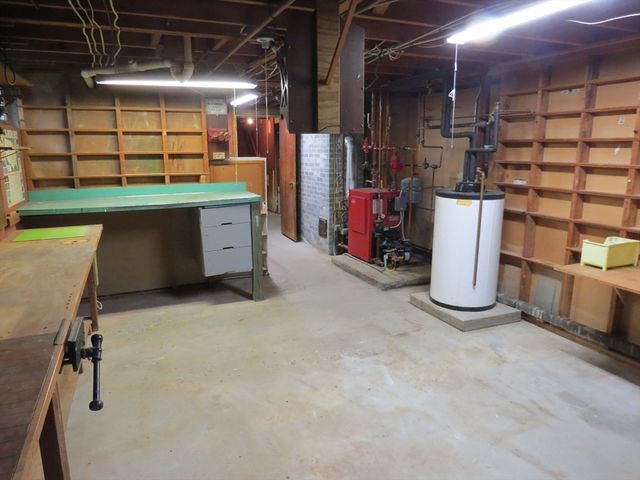 8 School Street, Southborough, MA 01772