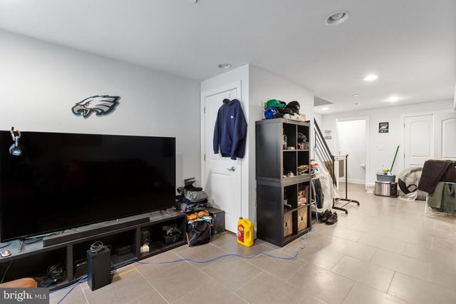 2629 CEDAR ST, Philadelphia, PA 19125