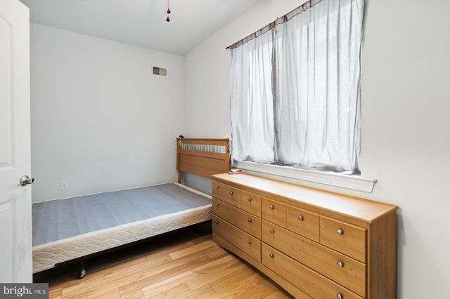 2629 CEDAR ST, Philadelphia, PA 19125