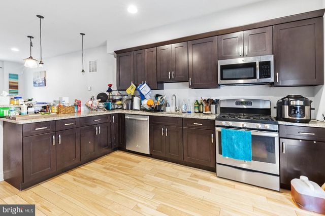 2629 CEDAR ST, Philadelphia, PA 19125