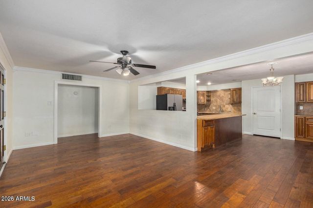 7340 N 7TH Avenue, Phoenix, AZ 85021