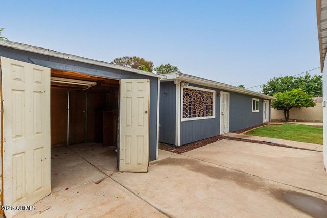 7340 N 7TH Avenue, Phoenix, AZ 85021