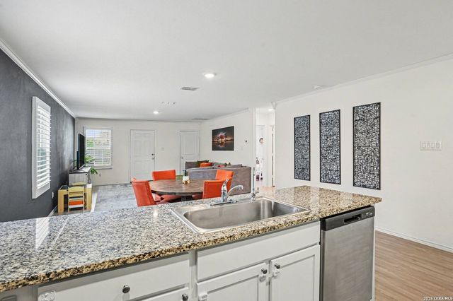 1214 Kiskadee, San Antonio, TX 78245