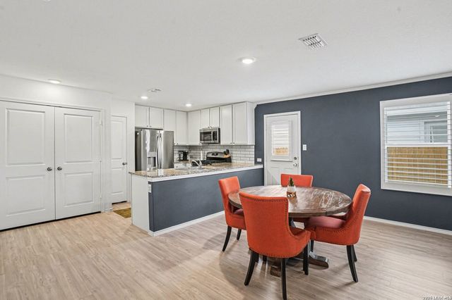 1214 Kiskadee, San Antonio, TX 78245