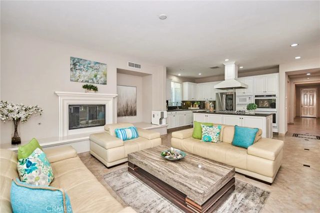 2951 Hawks Pointe Court, Fullerton, CA 92833