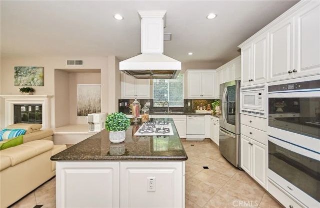 2951 Hawks Pointe Court, Fullerton, CA 92833