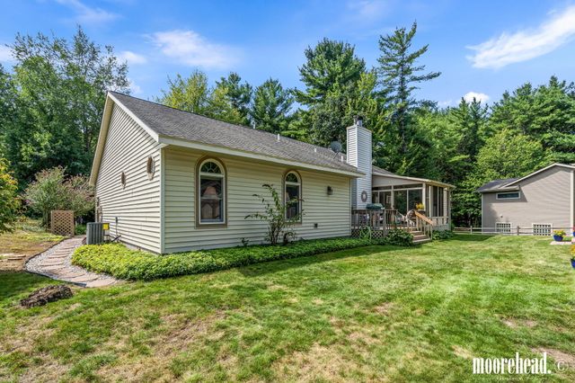 17047 Lincoln Street, Grand Haven, MI 49417