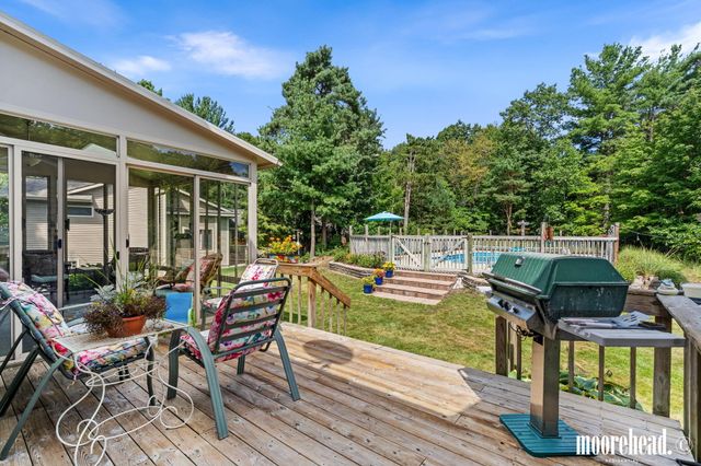 17047 Lincoln Street, Grand Haven, MI 49417