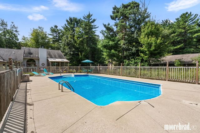 17047 Lincoln Street, Grand Haven, MI 49417
