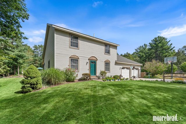 17047 Lincoln Street, Grand Haven, MI 49417